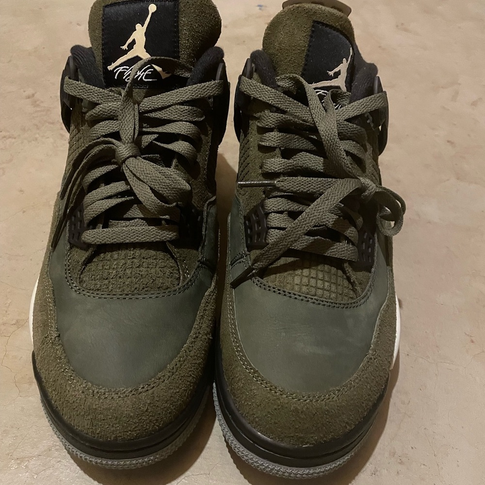 Jordan Green and Black Retro Sneakers with Air Jumpman Logo